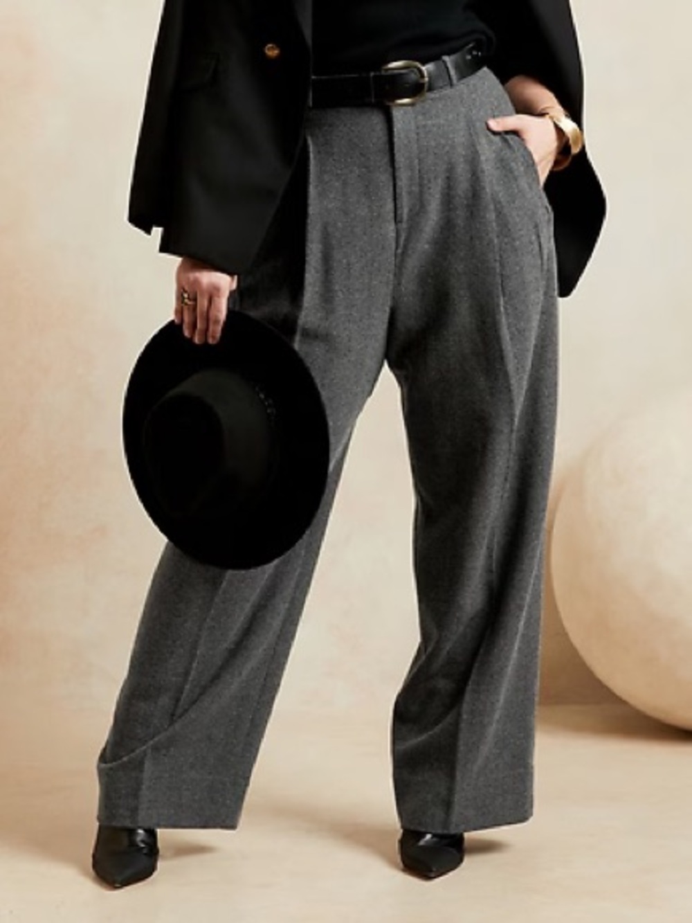 BANANA REPUBLIC FACTORY | Wide Leg Pleated Relaxed Trouser in Houndstooth | 10